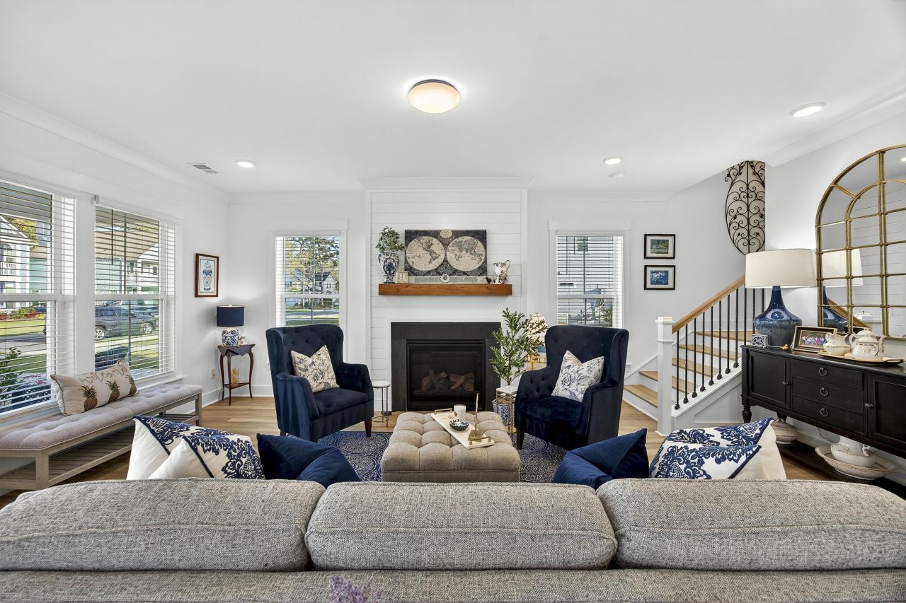 106 Pine Waters Lane Photo 4