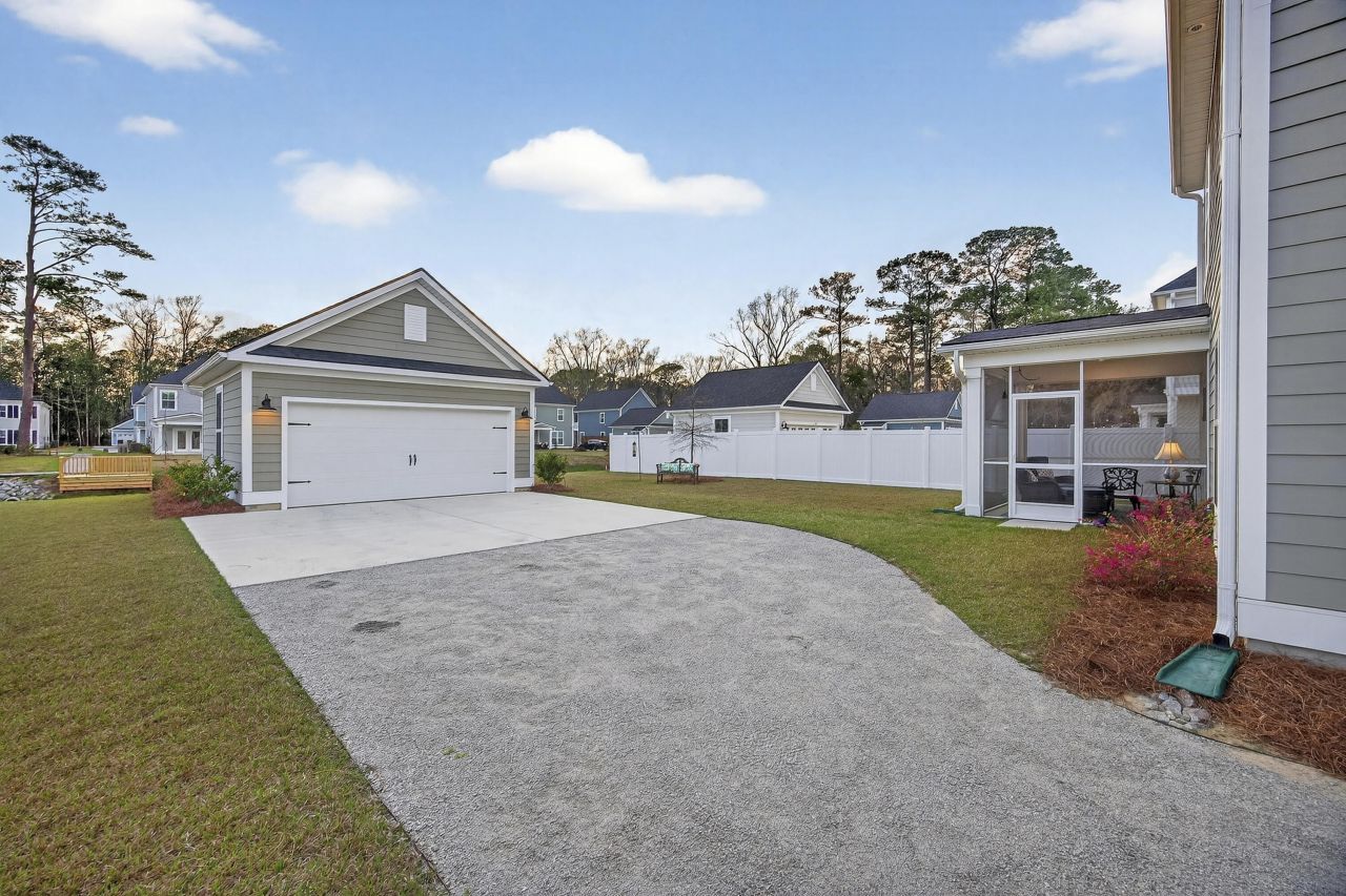 106 Pine Waters Lane Photo 46