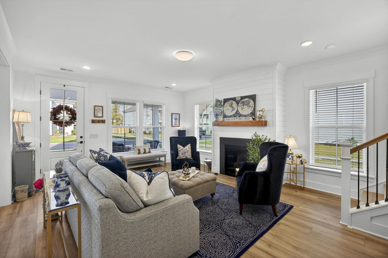 106 Pine Waters Lane Photo 6