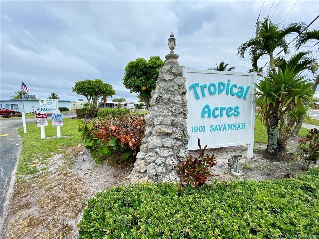 608 Garden View Way Ne, Jensen Beach, FL 34957 Photo