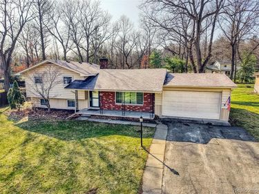 1243 Blue Heron Drive, Highland Twp, MI 48357