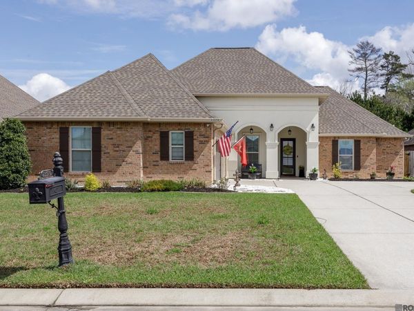 23570 Gardenia Ave, Denham Springs, LA 70726