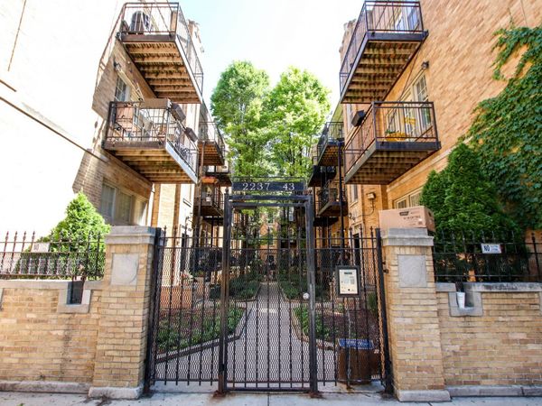 2237.5 N Lincoln Avenue, Unit 2B, Chicago, IL 60614