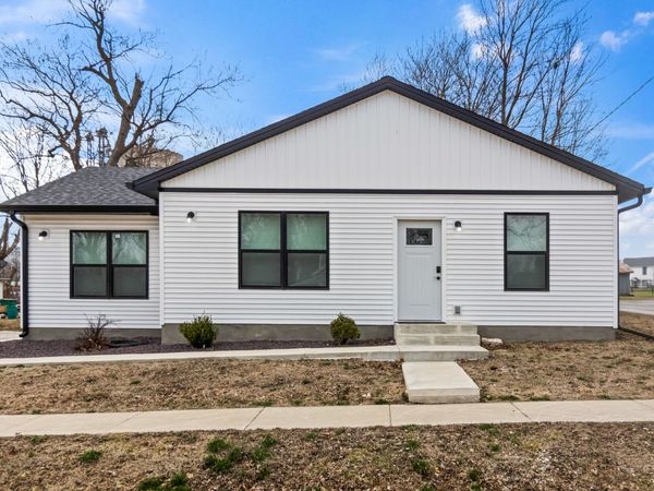 105 S East Street , Towanda, IL 61776