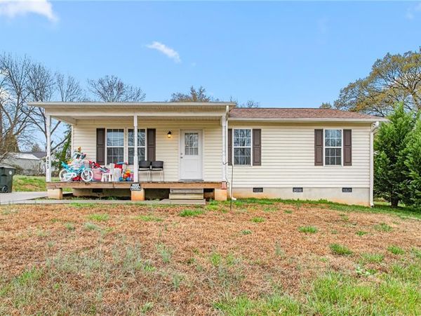 405 Amazon Street, Thomasville, NC 27360