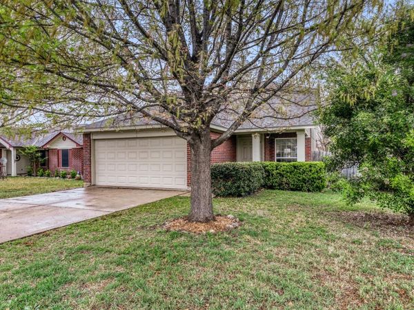 104 Aspen TRL, Georgetown, TX 78626