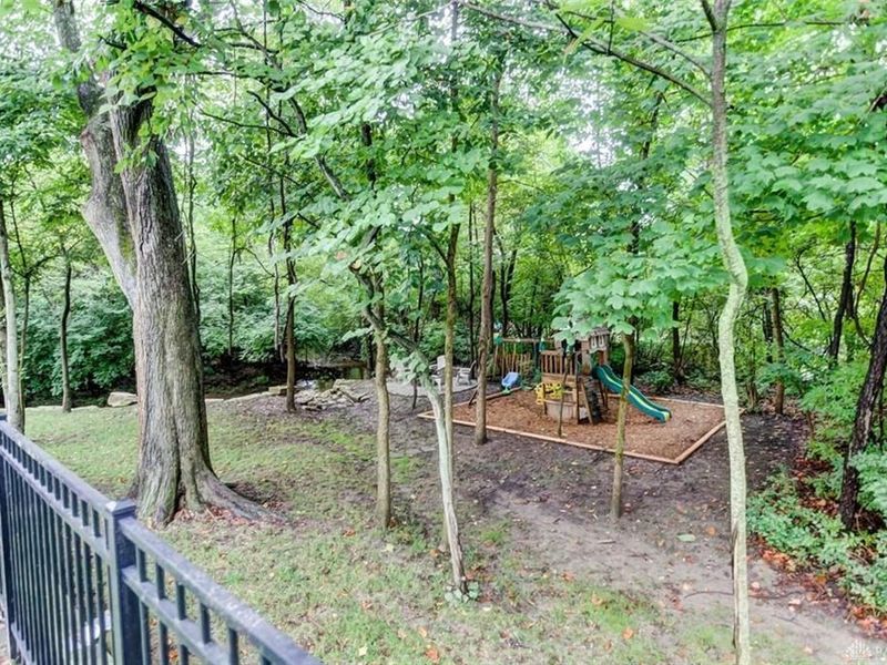 1872 Olde Haley Drive, Centerville, OH 45458 Photo 21