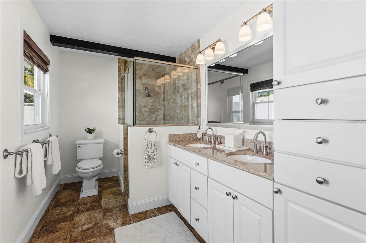 1920 Wisteria Street, Sarasota, FL 34239 Photo