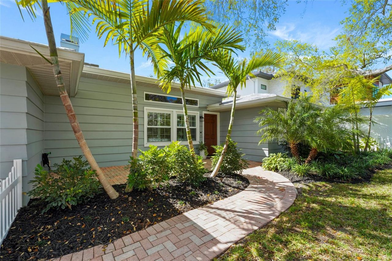 1920 Wisteria Street, Sarasota, FL 34239 Photo