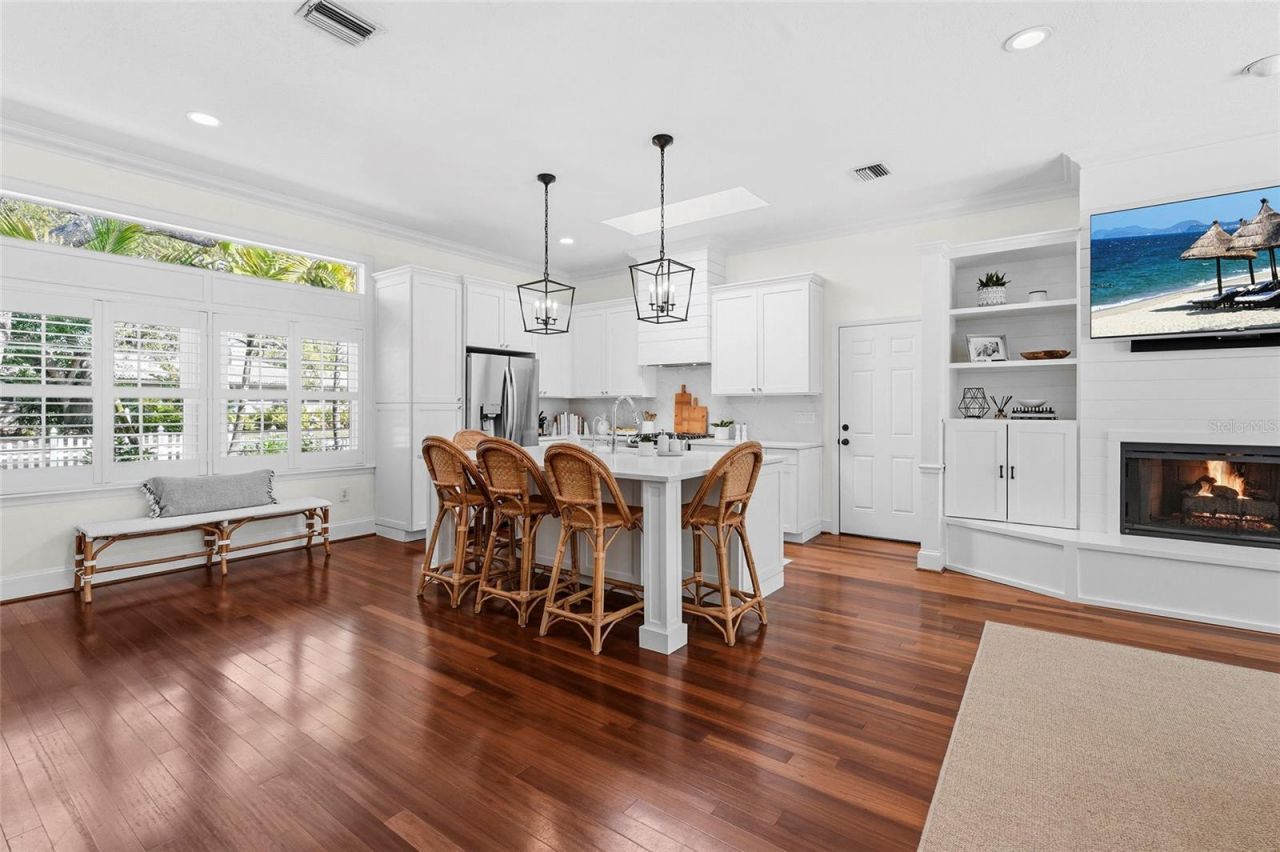 1920 Wisteria Street, Sarasota, FL 34239 Photo