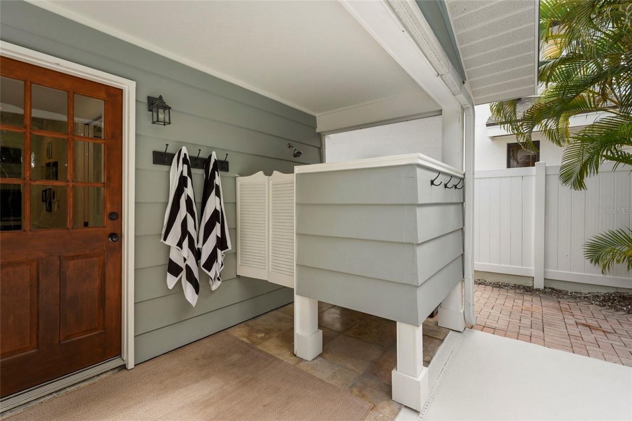 1920 Wisteria Street, Sarasota, FL 34239 Photo