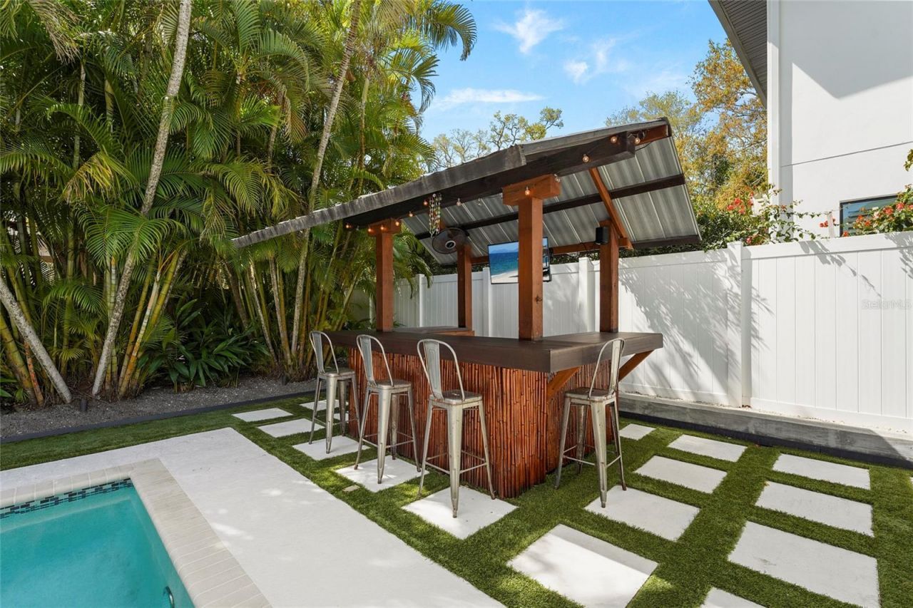 1920 Wisteria Street, Sarasota, FL 34239 Photo