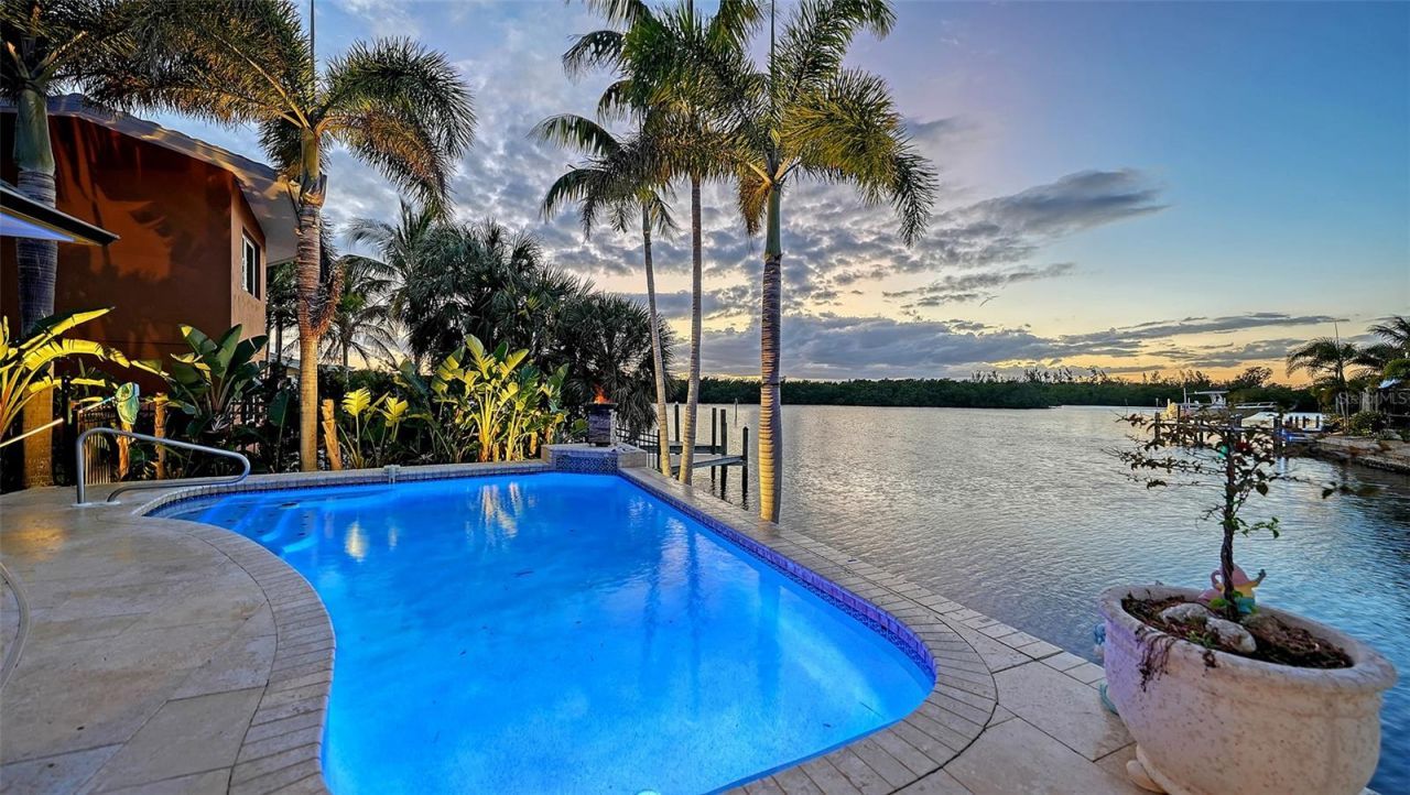 10432 Spoonbill Road W, Bradenton, FL 34209 Photo