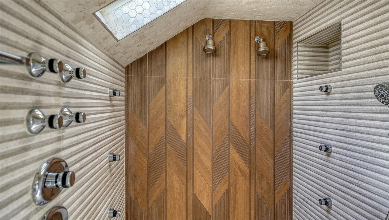 10432 Spoonbill Road W, Bradenton, FL 34209 Photo