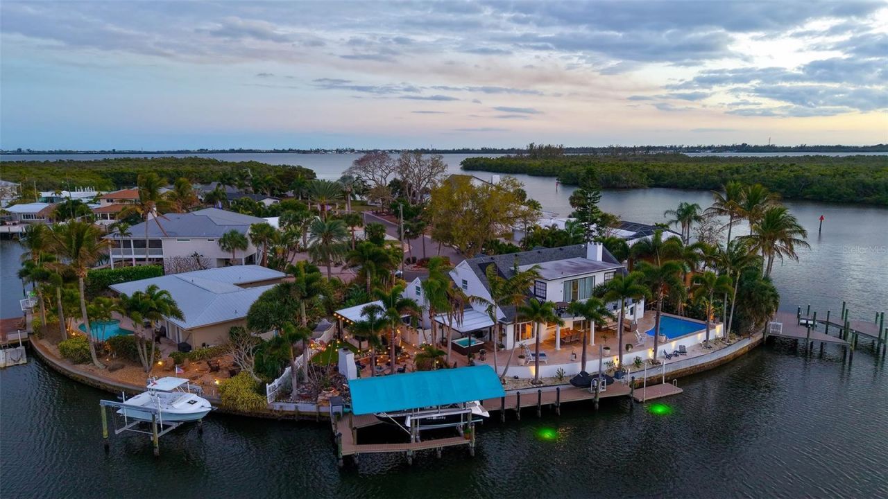 10432 Spoonbill Road W, Bradenton, FL 34209 Photo