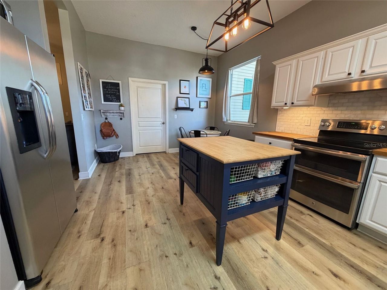 1527 Dess Drive , Orlando, FL 32818 Photo