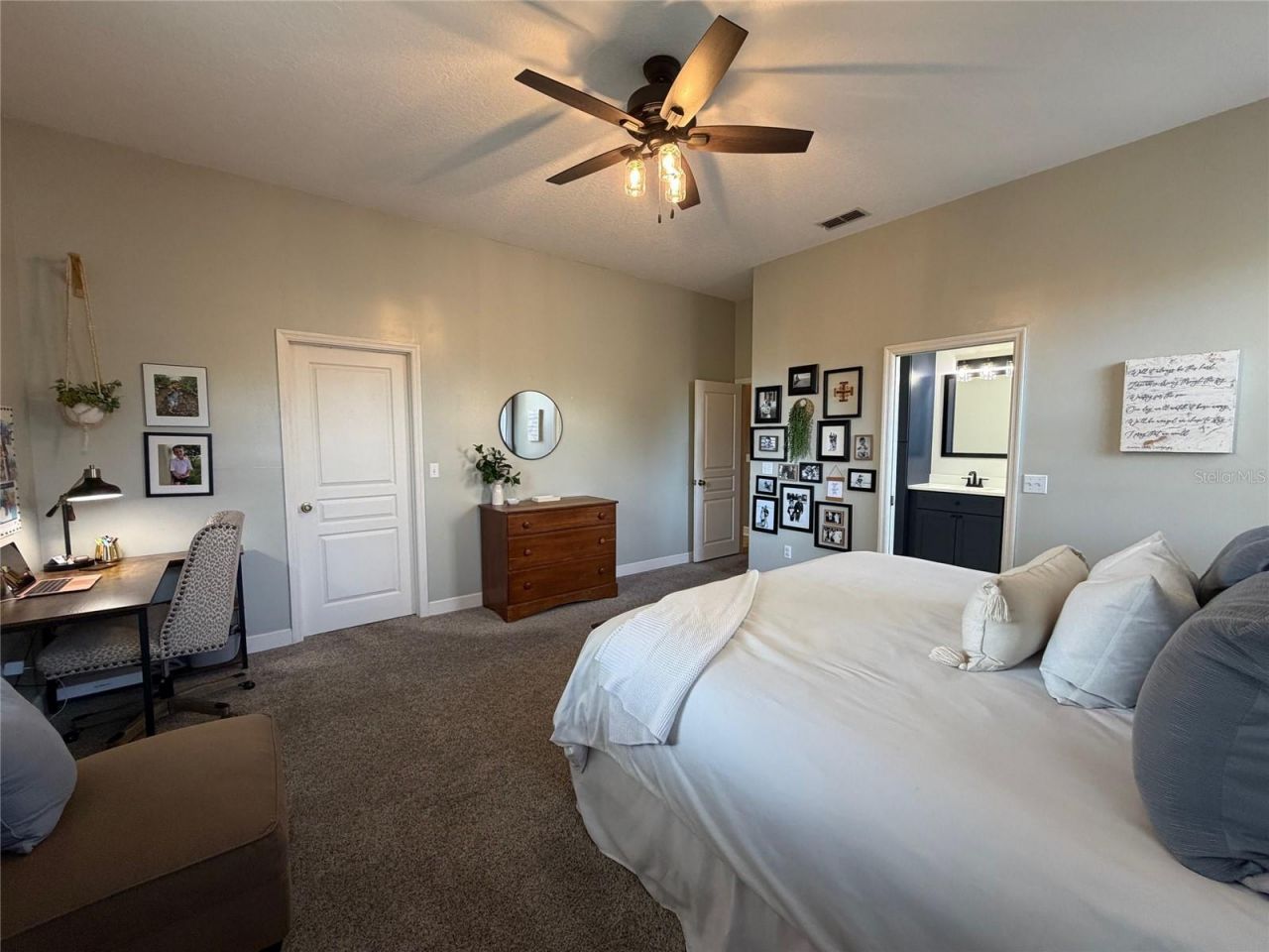 1527 Dess Drive , Orlando, FL 32818 Photo