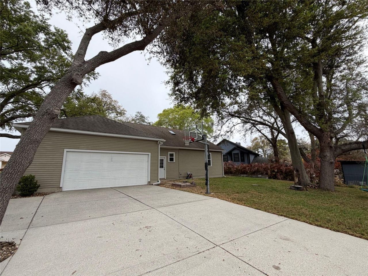 1527 Dess Drive , Orlando, FL 32818 Photo