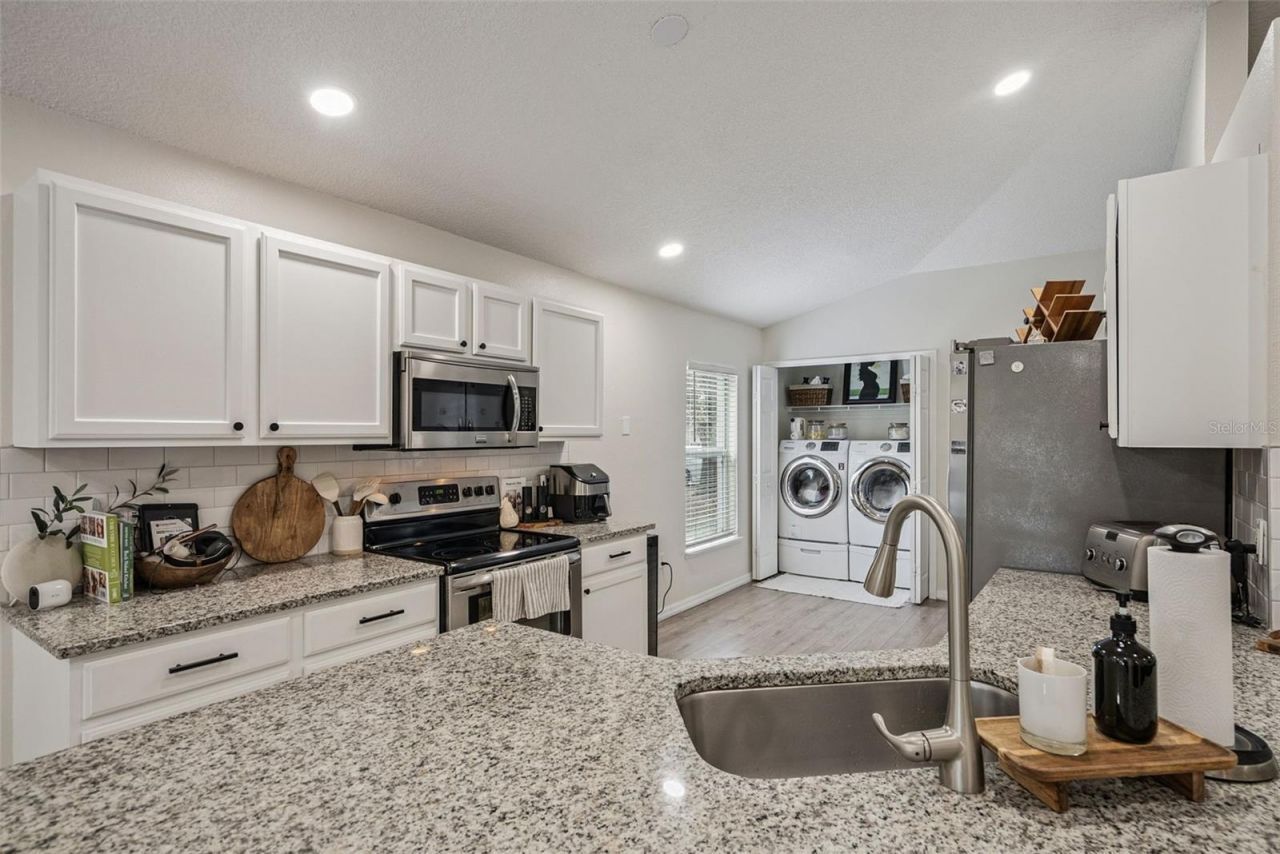 4791 Willamette Circle , Orlando, FL 32826 Photo