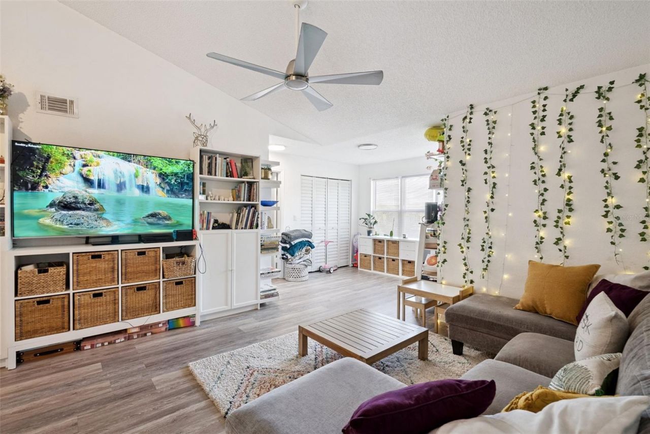 4642 Commander Drive , Unit 938, Orlando, FL 32822 Photo