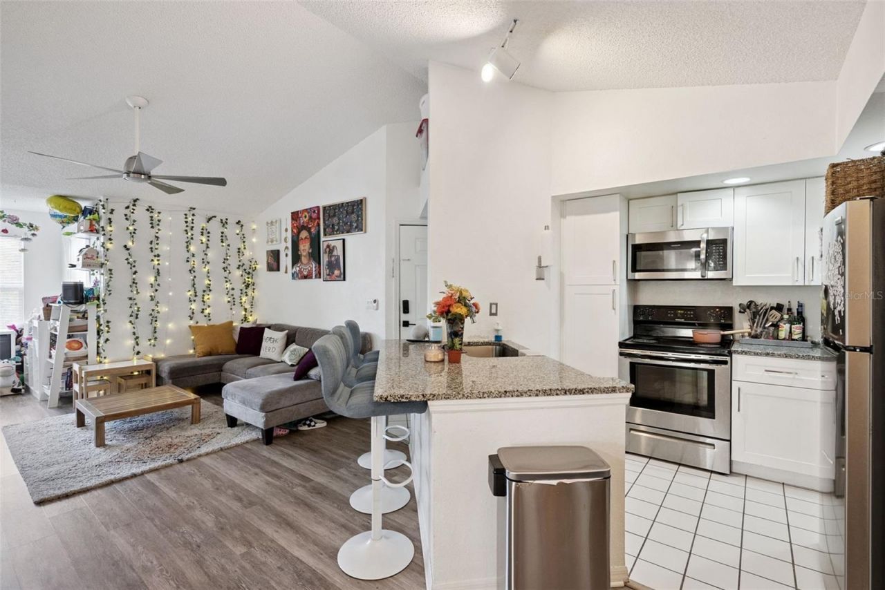 4642 Commander Drive , Unit 938, Orlando, FL 32822 Photo