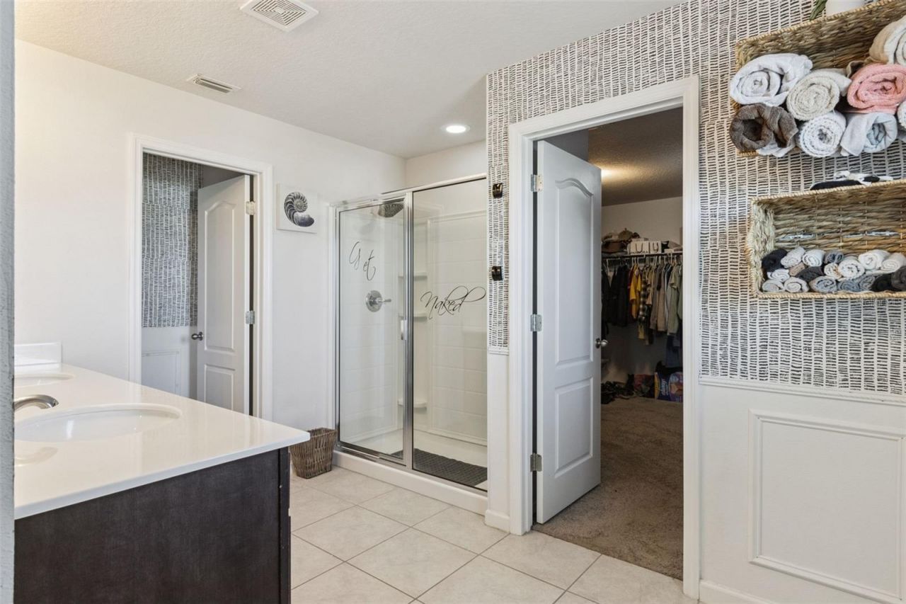 252 Summershore Drive , Auburndale, FL 33823 Photo