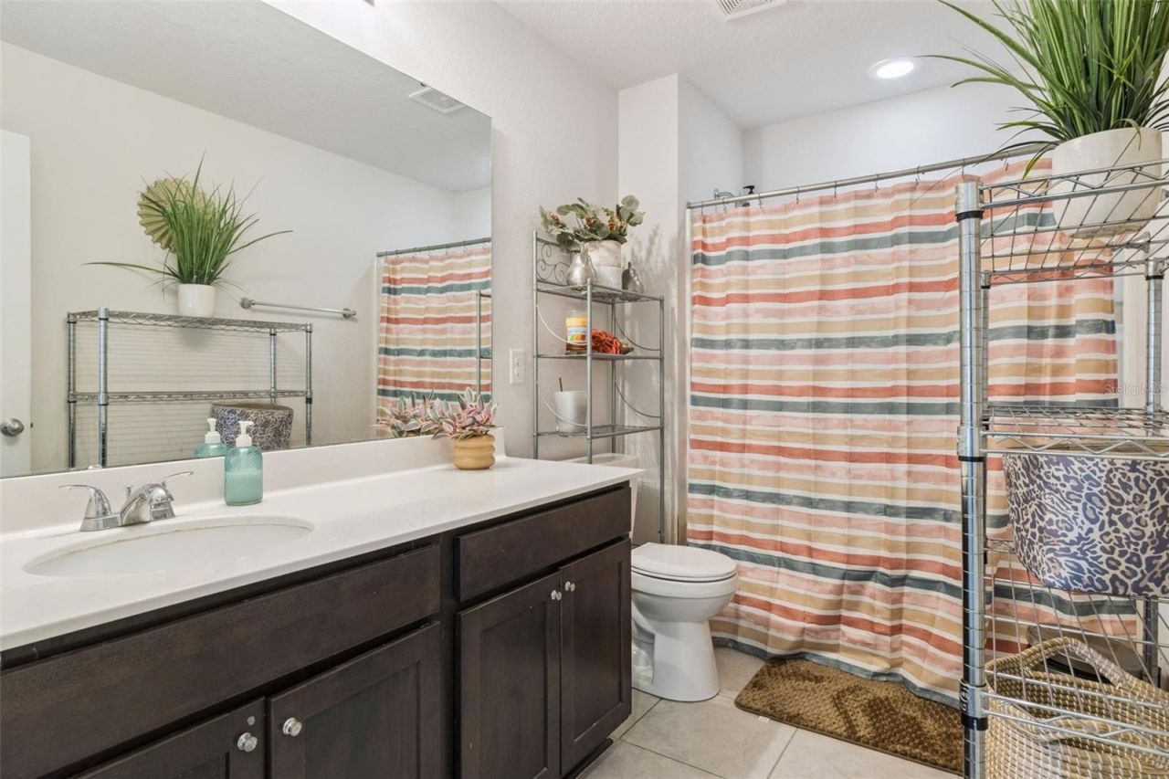 252 Summershore Drive , Auburndale, FL 33823 Photo