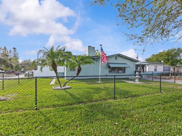 8290 52ND WAY N, PINELLAS PARK, FL 33781
