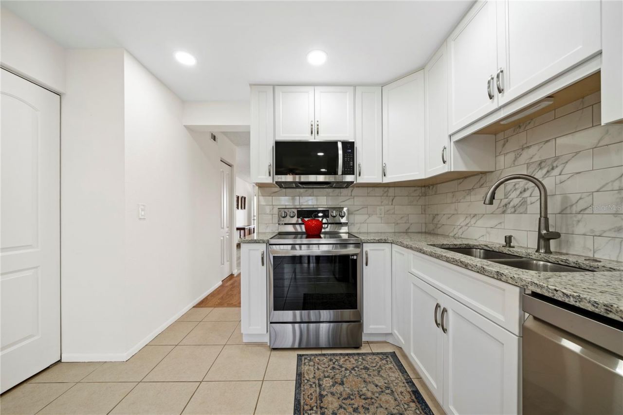 4910 Bay Street Ne, Unit 311, Saint Petersburg, FL 33703 Photo