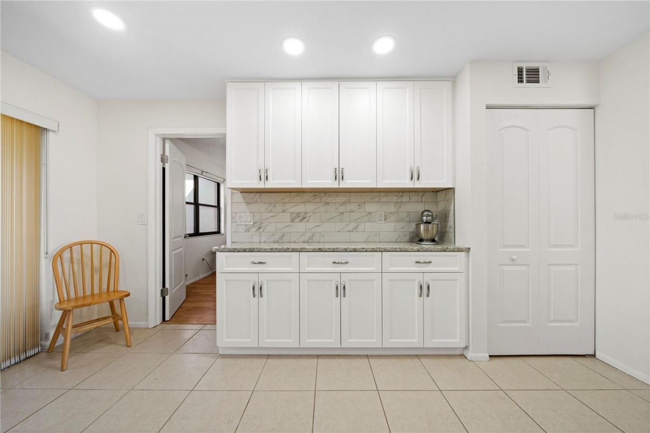 4910 Bay Street Ne, Unit 311, Saint Petersburg, FL 33703 Photo