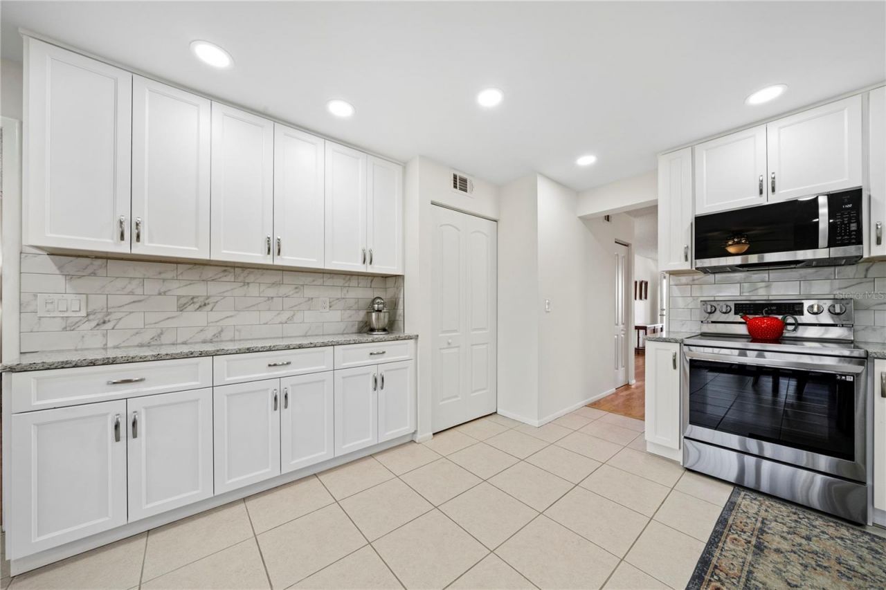 4910 Bay Street Ne, Unit 311, Saint Petersburg, FL 33703 Photo