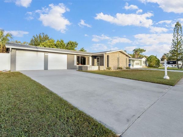 3237 SANFORD DRIVE, HOLIDAY, FL 34691