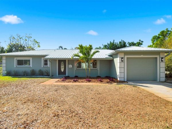 5220 27TH AVENUE N, ST PETERSBURG, FL 33710