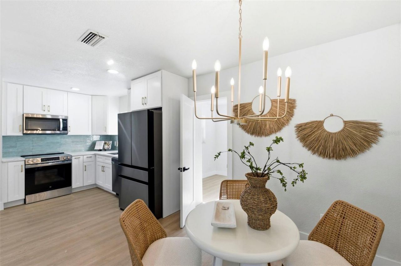 5220 27th Avenue N, Saint Petersburg, FL 33710 Photo