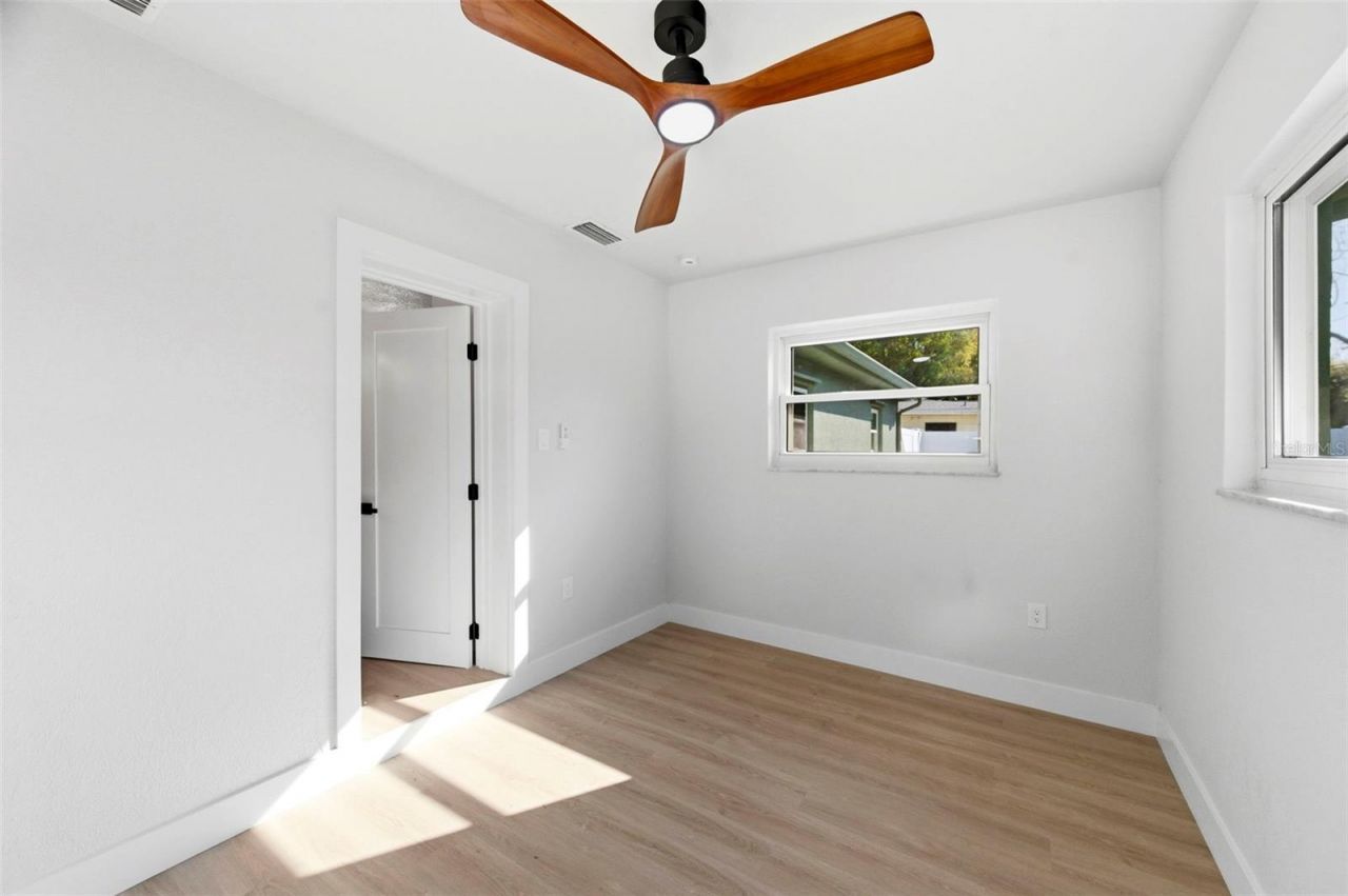 5220 27th Avenue N, Saint Petersburg, FL 33710 Photo