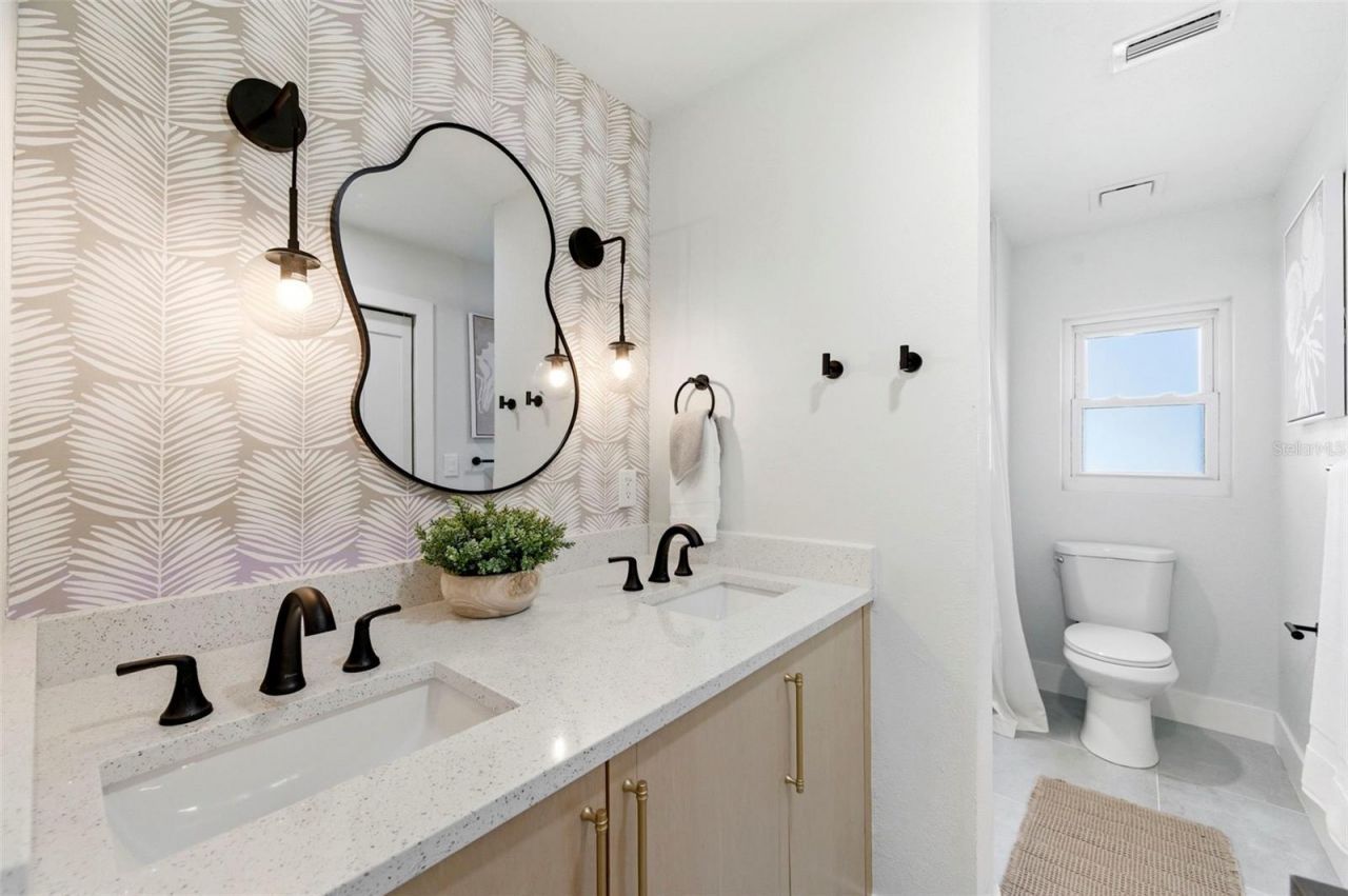 5220 27th Avenue N, Saint Petersburg, FL 33710 Photo