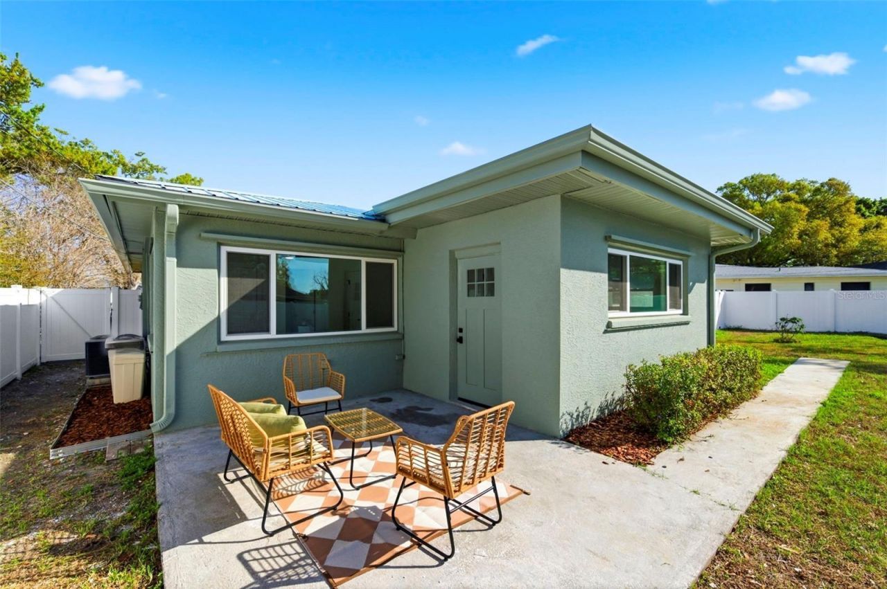 5220 27th Avenue N, Saint Petersburg, FL 33710 Photo