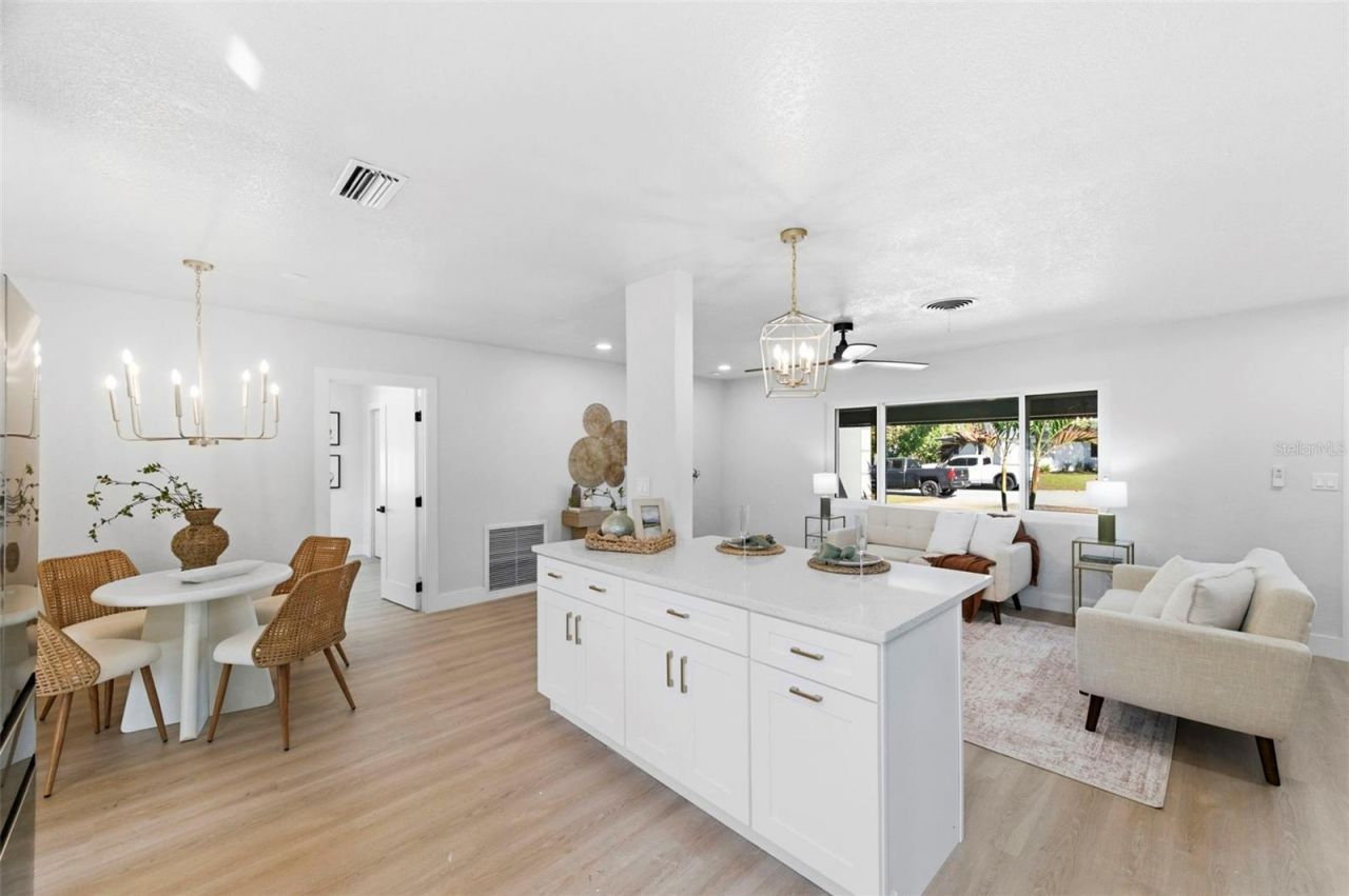 5220 27th Avenue N, Saint Petersburg, FL 33710 Photo