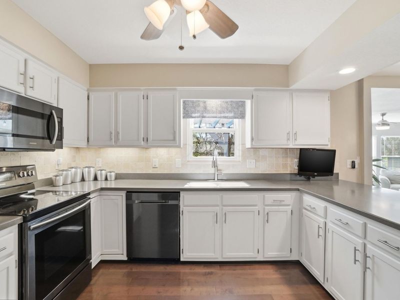 425 Ablemarle Circle, Delaware, OH 43015 Photo 13