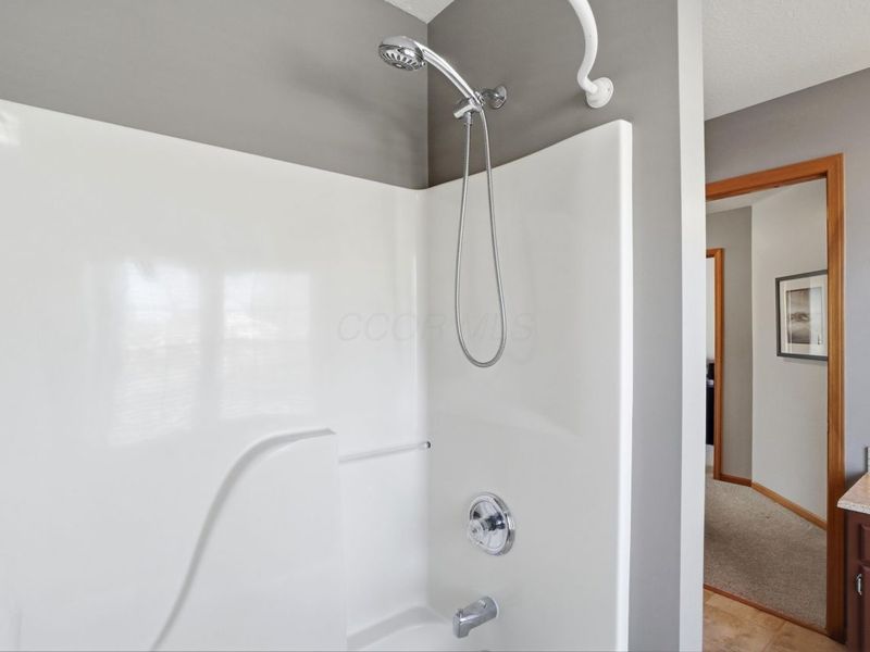 425 Ablemarle Circle, Delaware, OH 43015 Photo 37