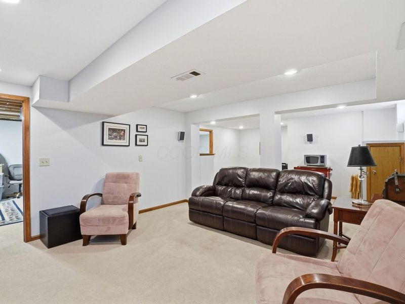 425 Ablemarle Circle, Delaware, OH 43015 Photo 40