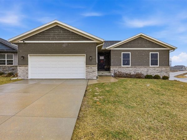 5116 Ruhd Street SW, Cedar Rapids, IA 52404