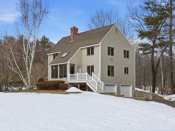 10 Laurel Lane, Groton, MA 01450