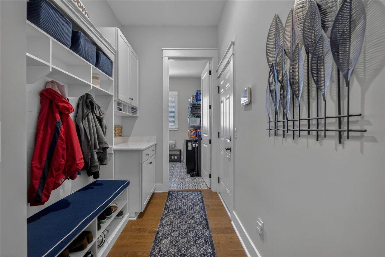 546 Marsh Cove Circle Photo 14