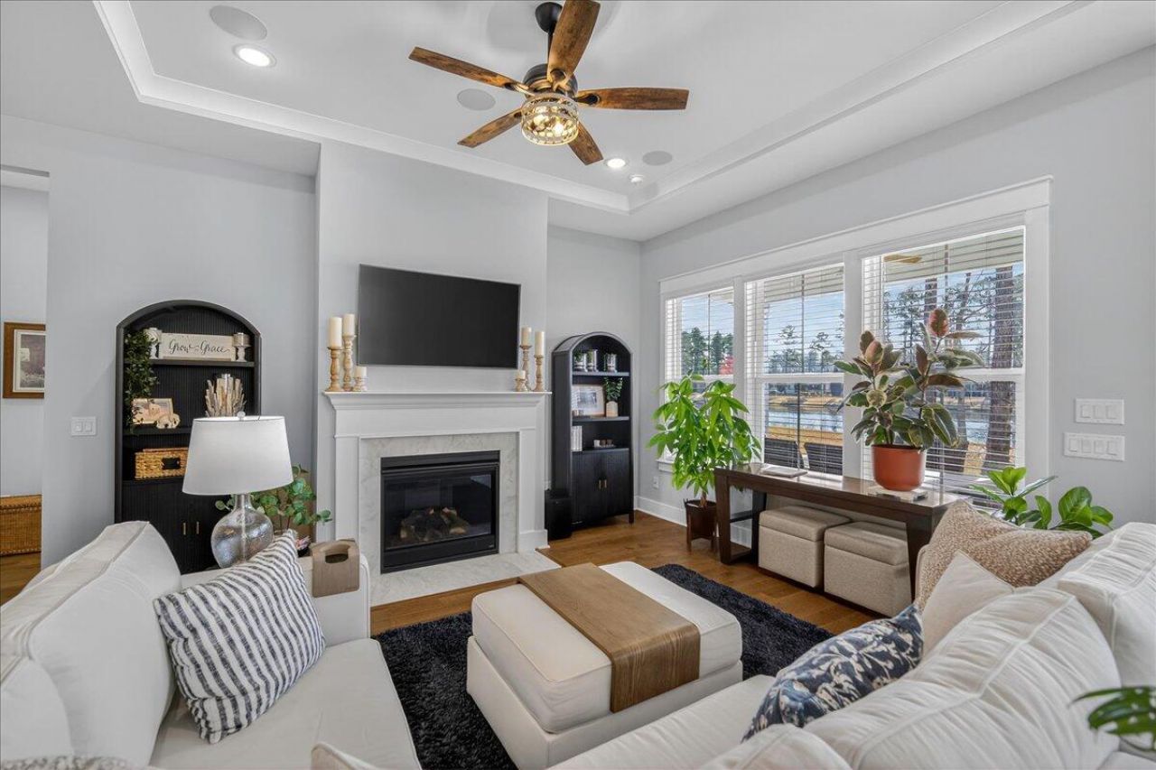 546 Marsh Cove Circle Photo 23