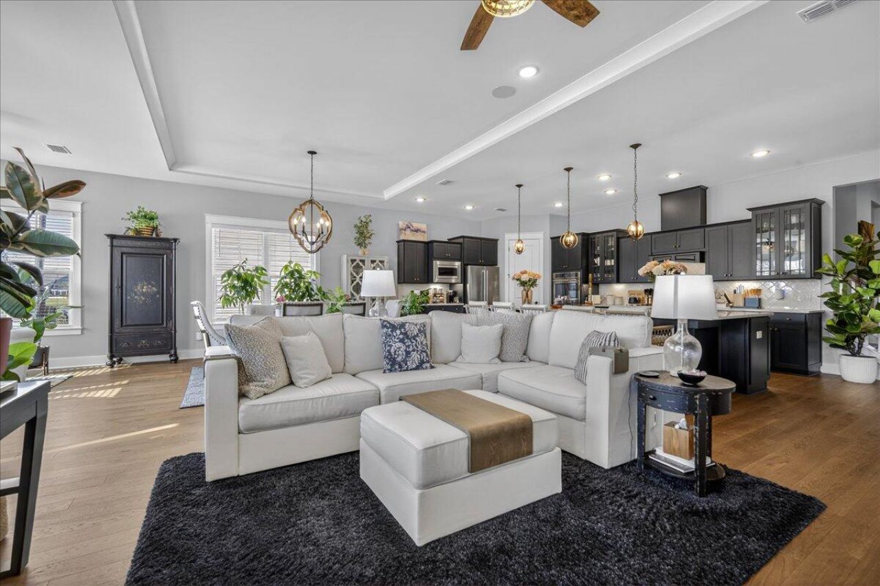 546 Marsh Cove Circle Photo 25