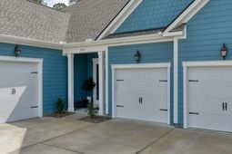 546 Marsh Cove Circle photo 4