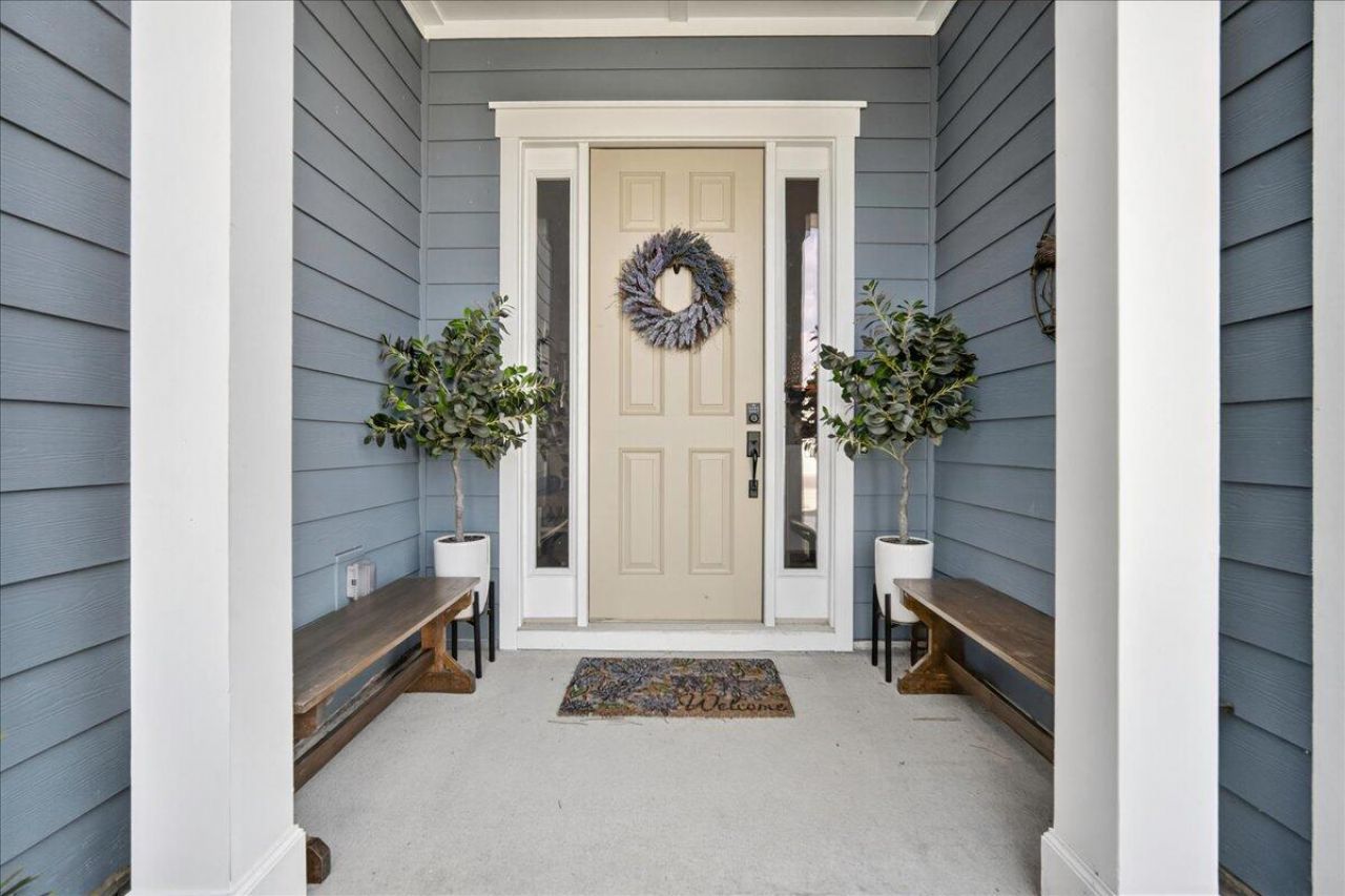 546 Marsh Cove Circle Photo 5