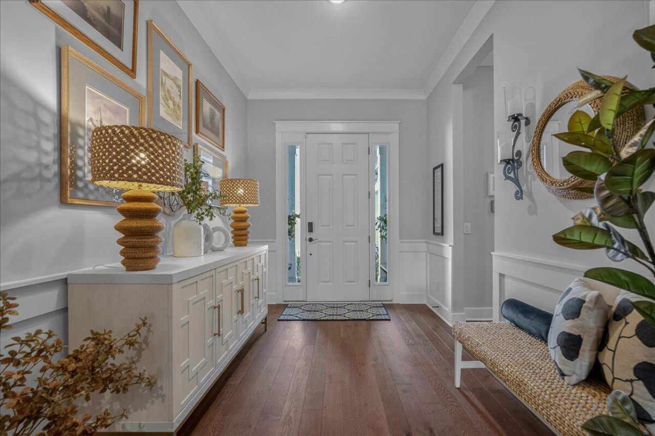 546 Marsh Cove Circle Photo 6