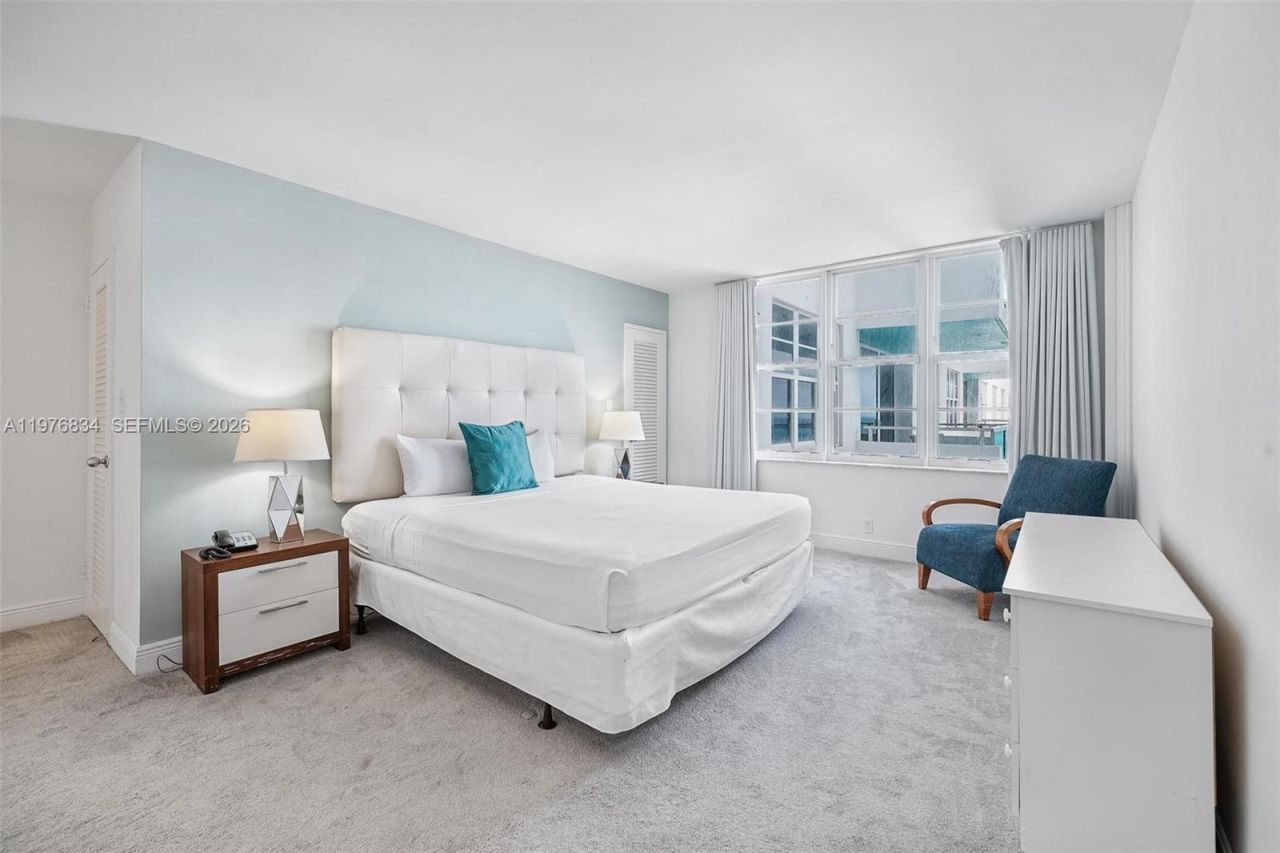 5101 Collins Ave, Unit 11L, Miami Beach, FL 33140 Photo